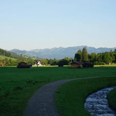 Rotspitze 公寓 *